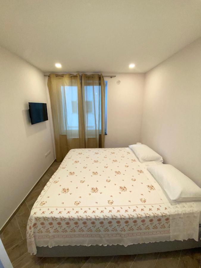 Casa Daniela Apartment Napoli Ngoại thất bức ảnh